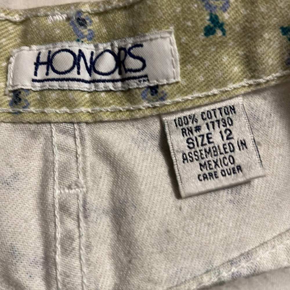 Jean shorts floral print honors size 12 never worn - Picture 4 of 4
